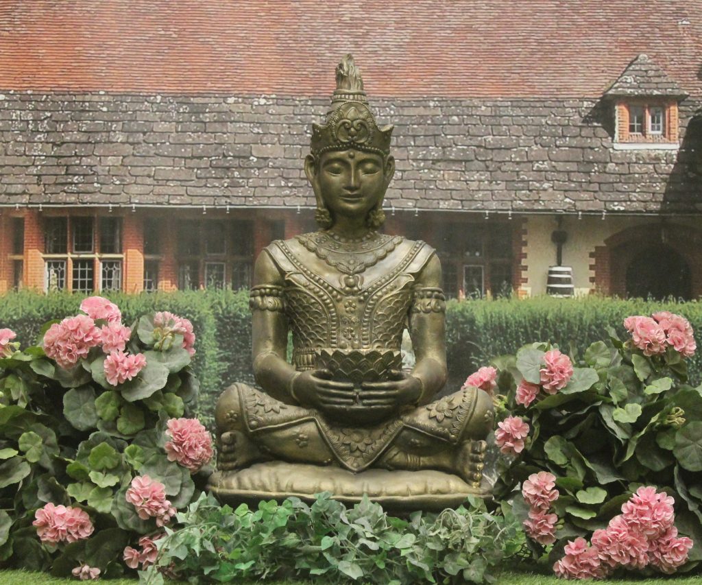 Buddhas - Stone Garden Ornaments & Garden Statues in UK