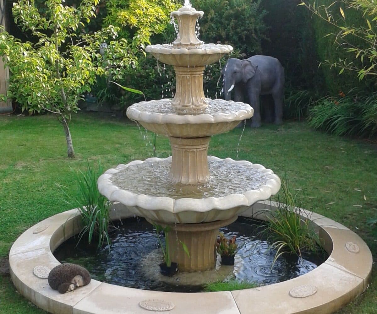 3 Tiered Medium Barcelona Fountain, Laurel Single Pool Surround