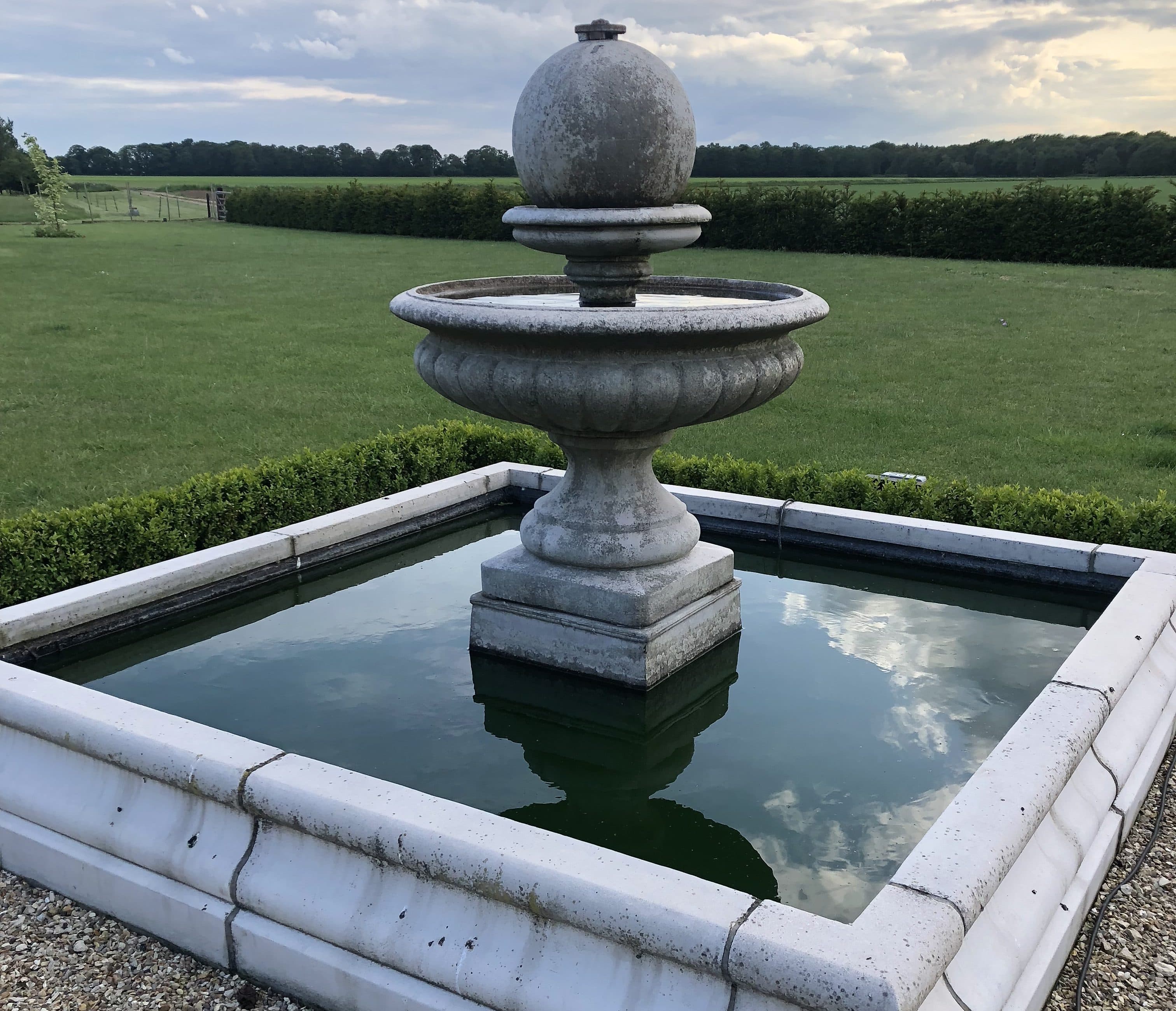 Hampshire Ball Fountain or Edwardian Fountian With A Square Chester Pool Surround