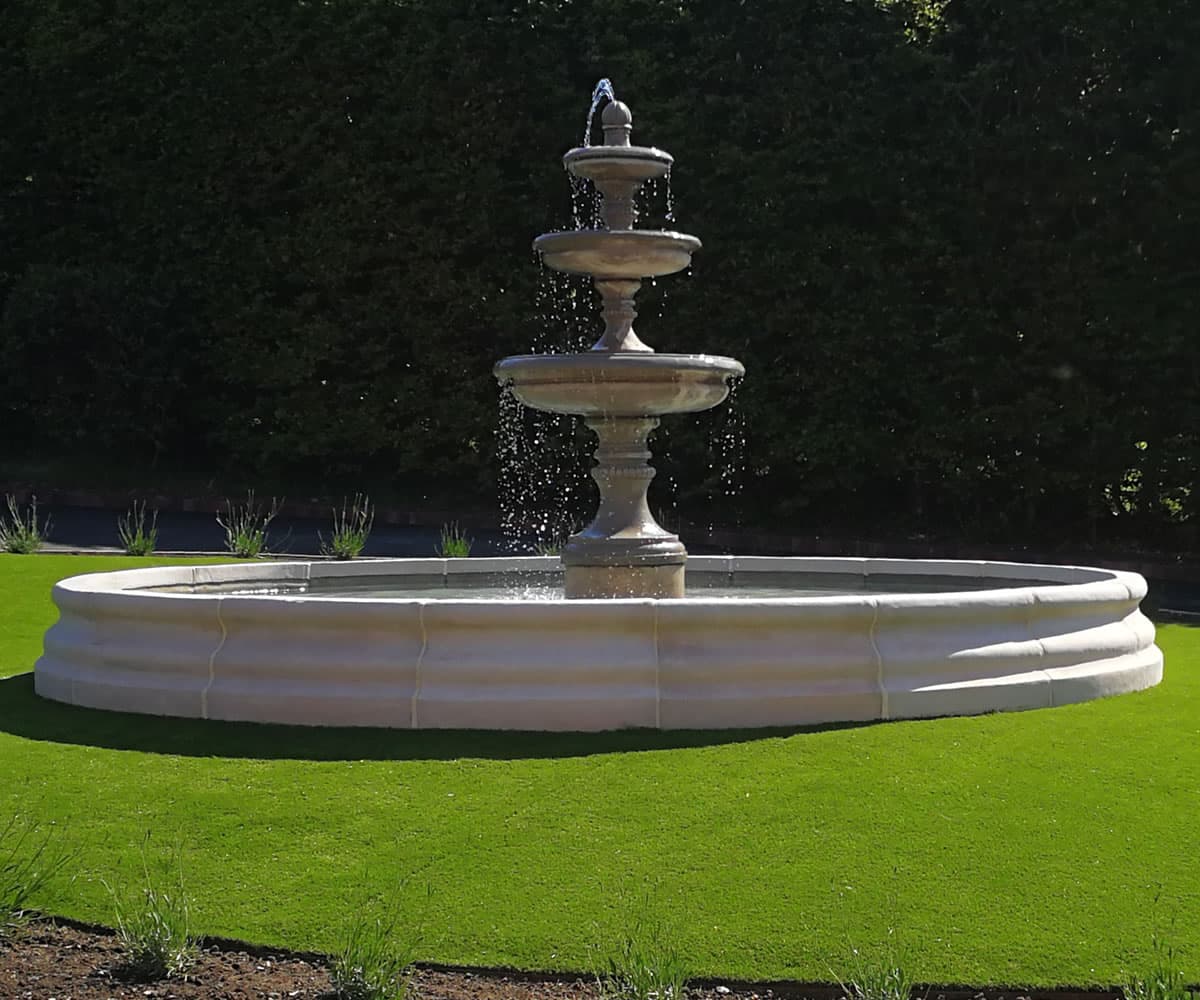 3 Tiered Edwardian Fountain With A Large Chester Pool Surround