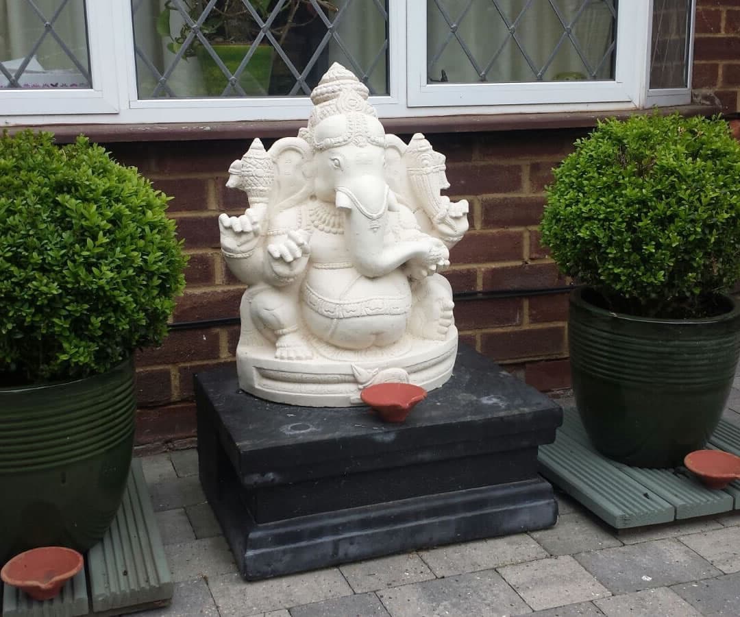 Ganesh & Plinth