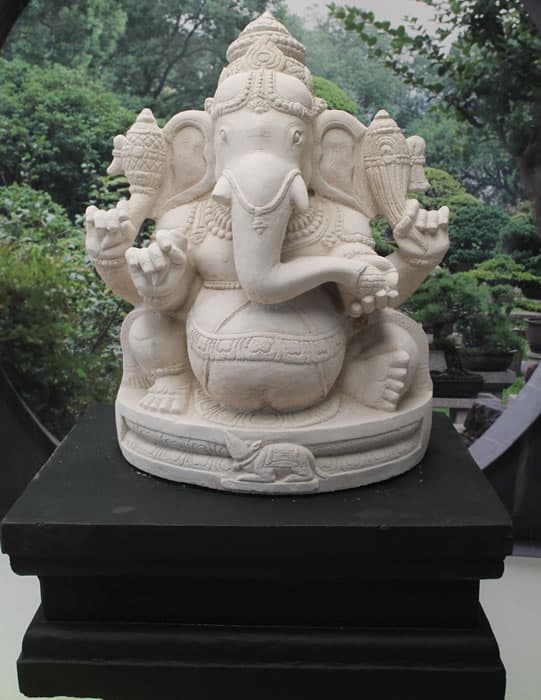 Ganesh & Plinth