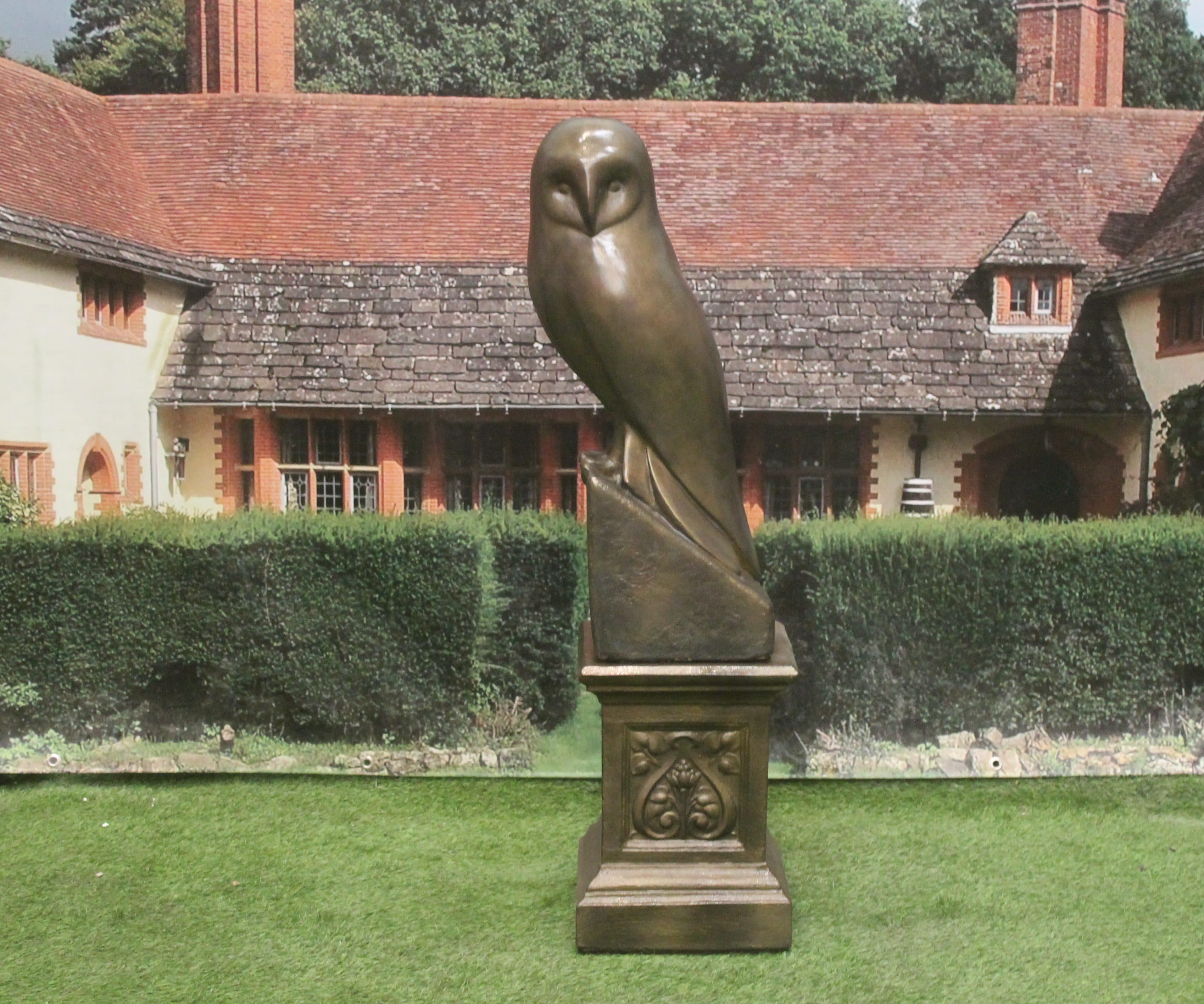 Large Owl With Optional Sherwood Plinth