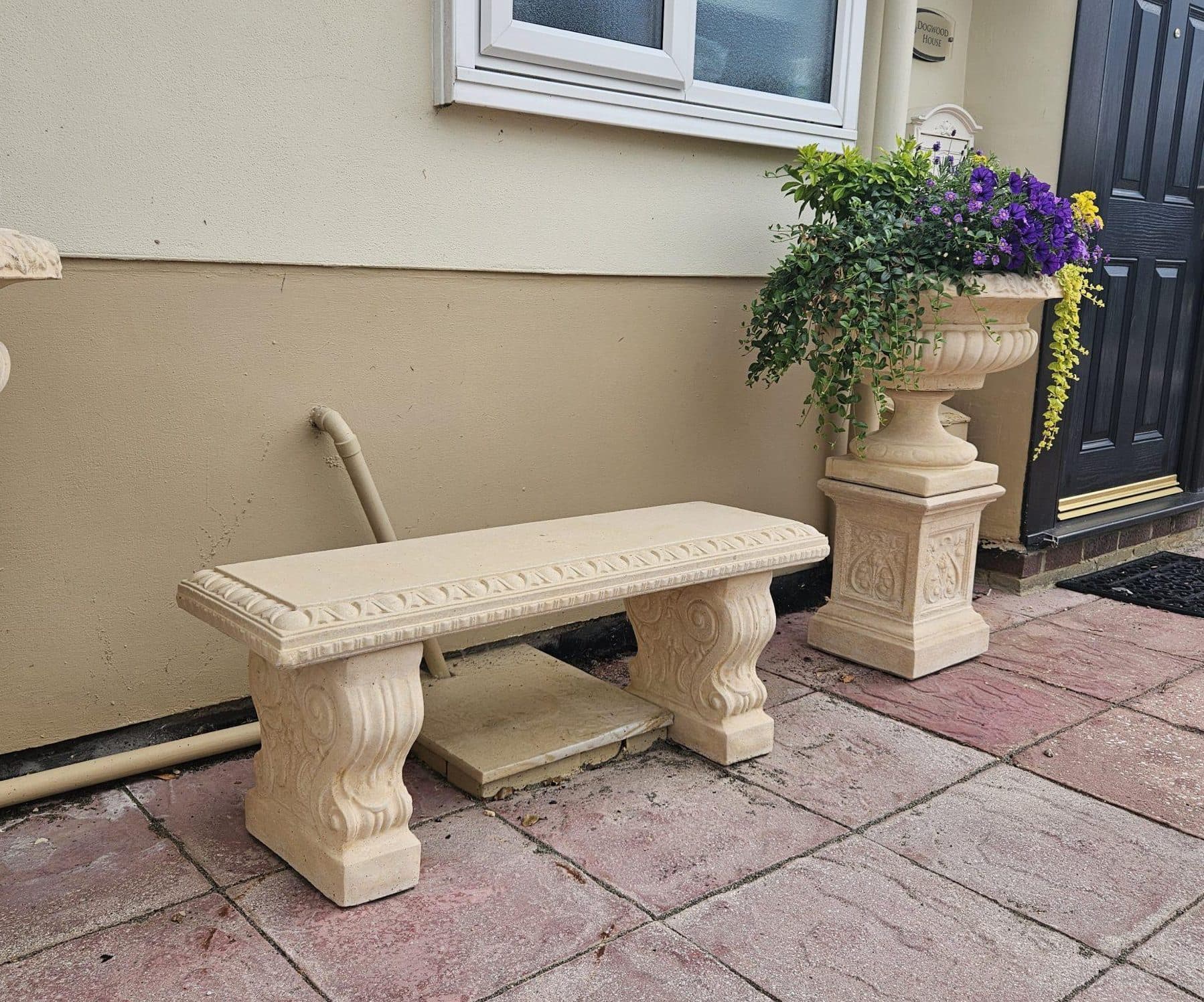 Small Straight Bench