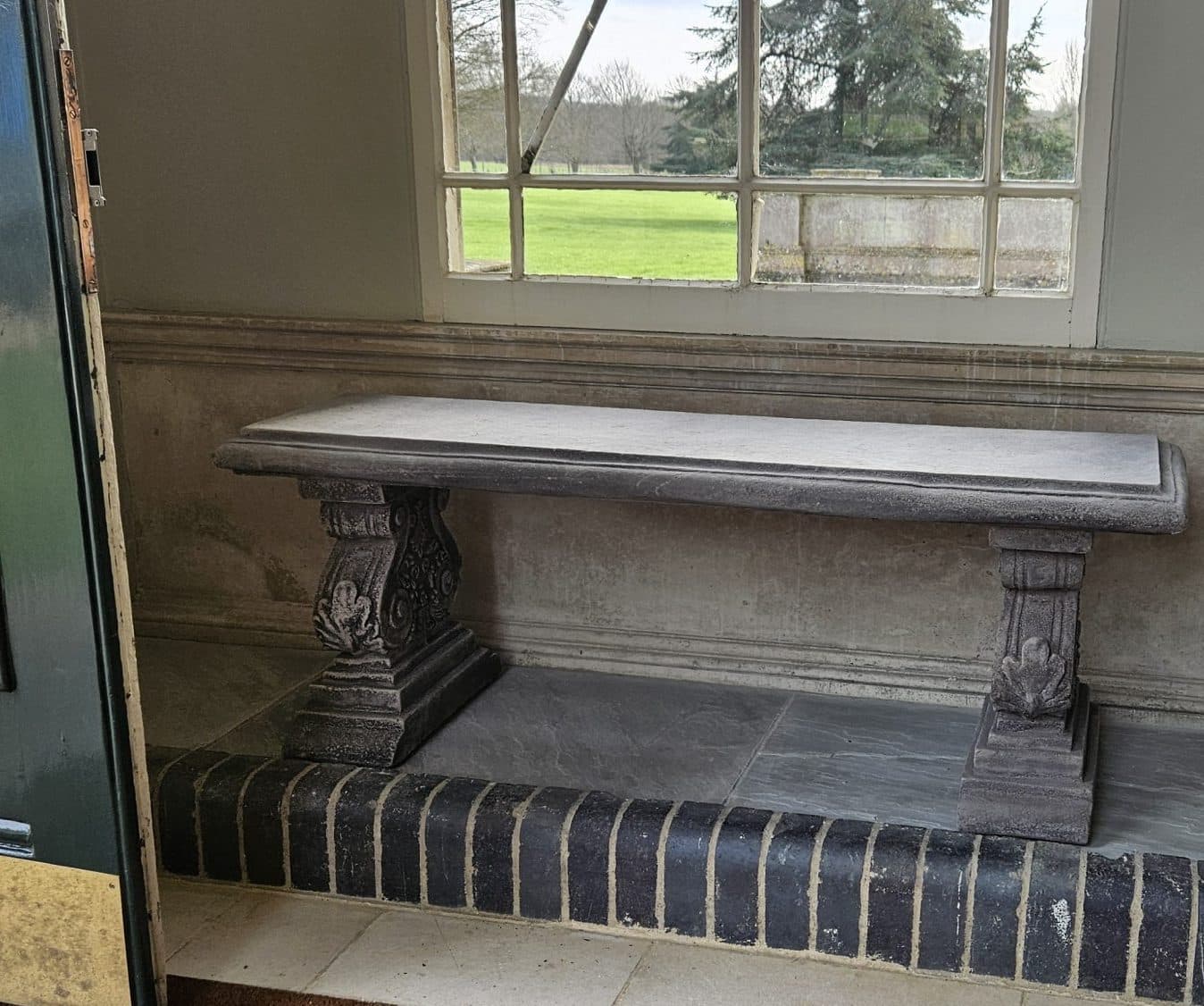 Large Straight Bench