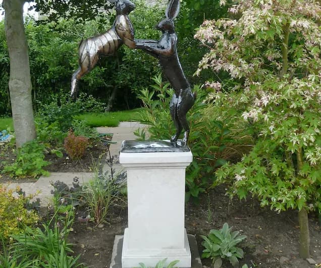 Single Classic Plinth