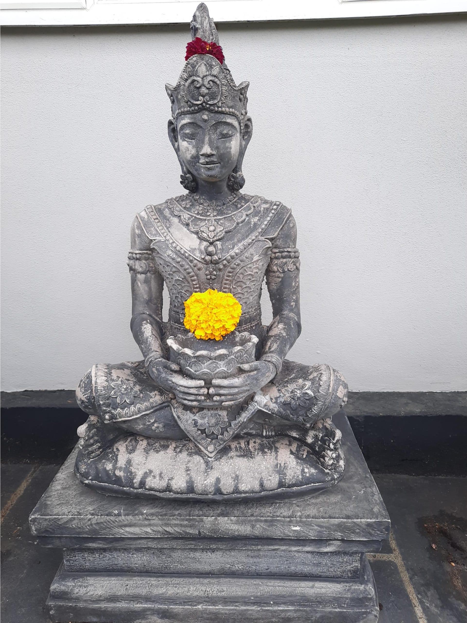 Full Size Thai Buddha on Plinth