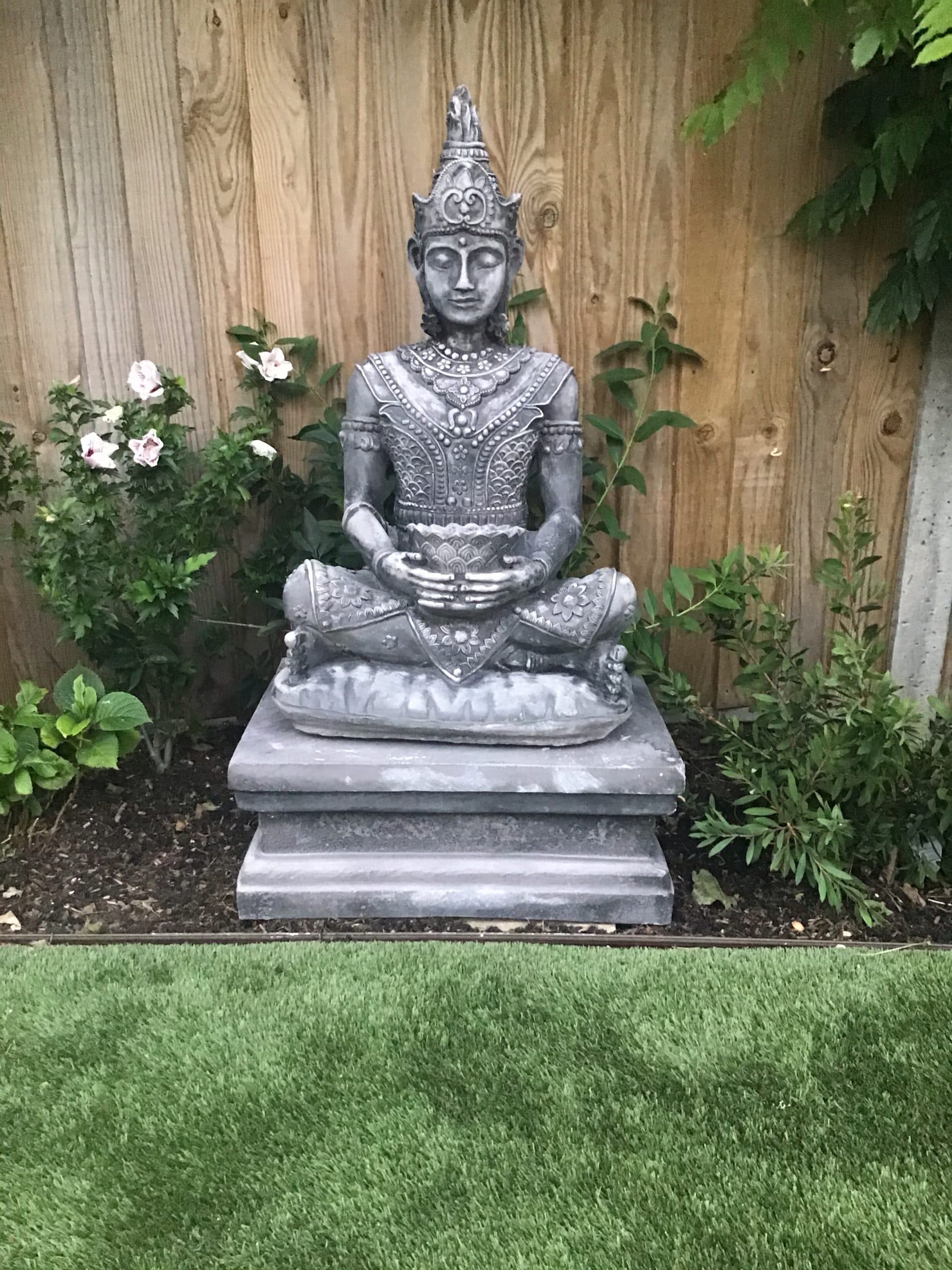 Full Size Thai Buddha on Plinth