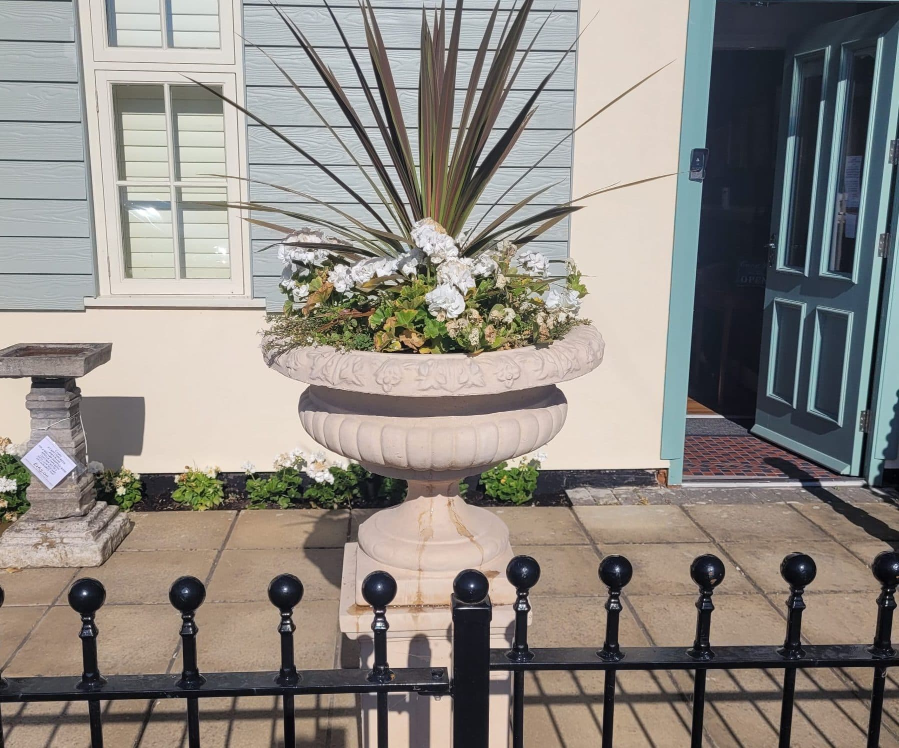 Single Victorian Urn on Classic Plinth