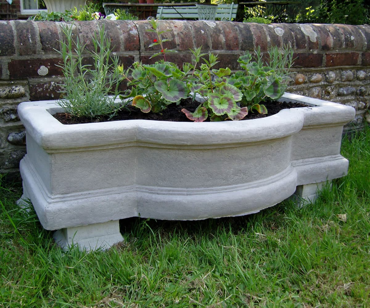 Single Extra Large Curved Fronted Trough