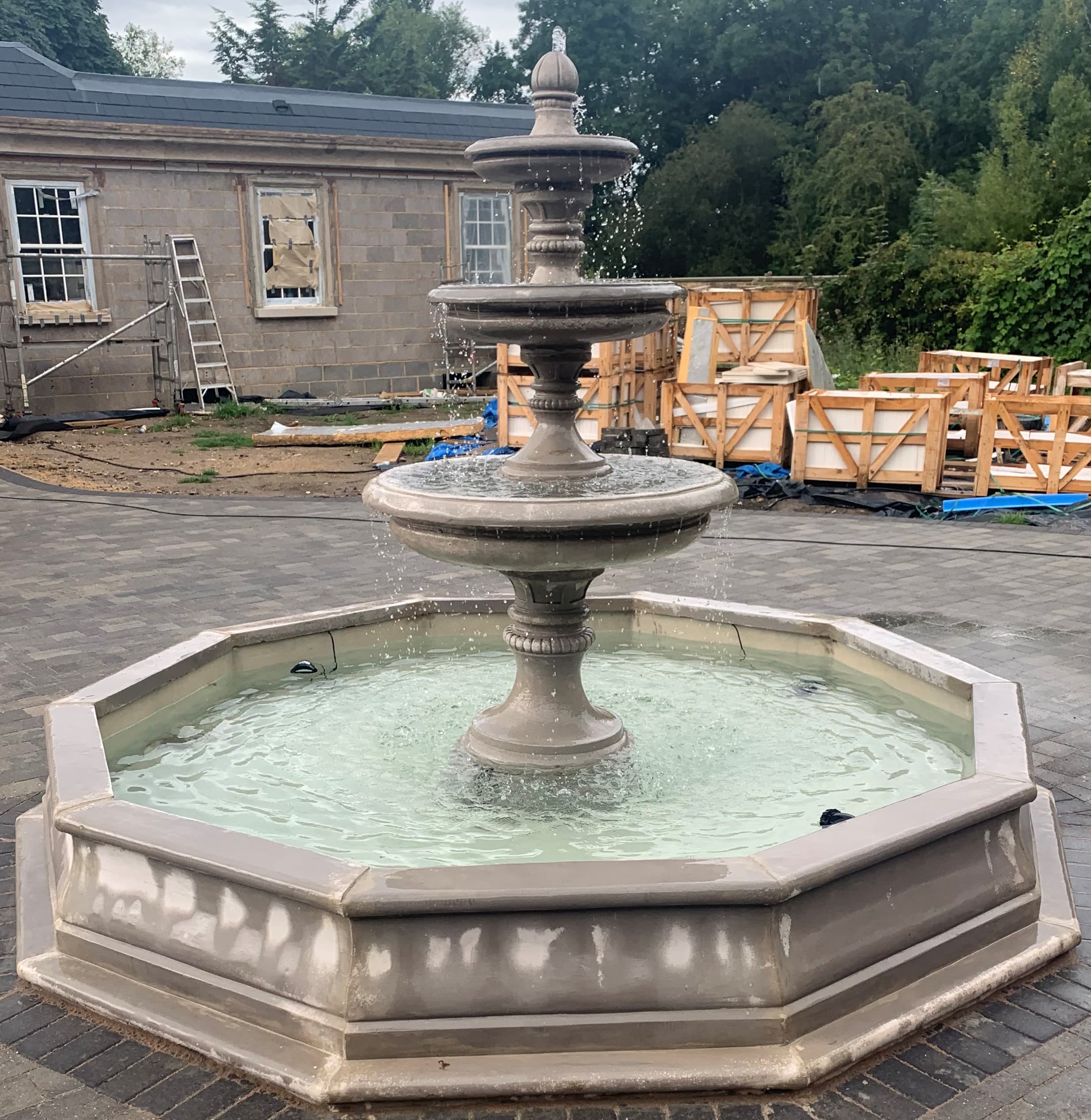 3 Tiered Edwardian Fountain with Large Fronteir Pool Surround