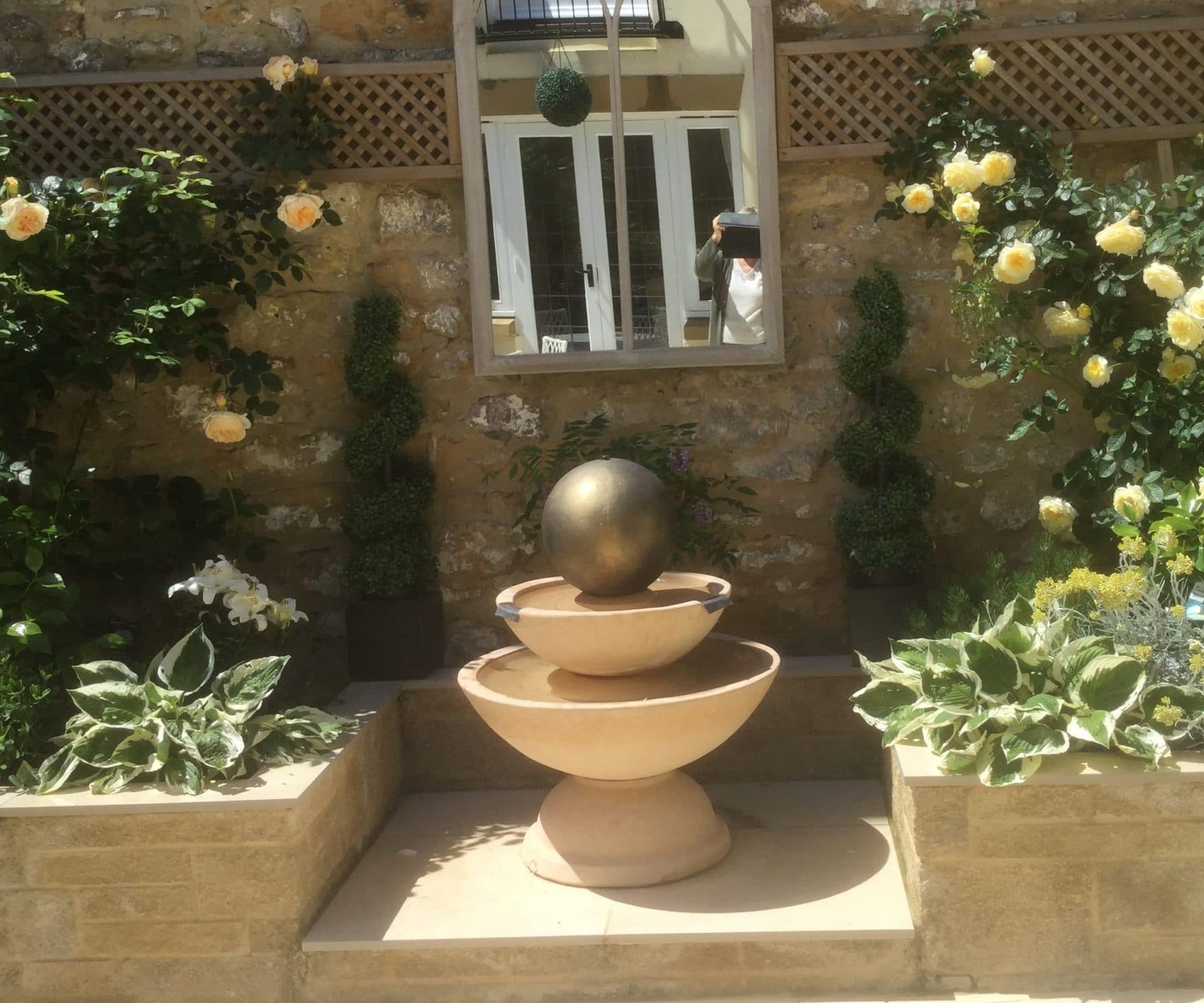 Catinus or Catinus Ball fountain