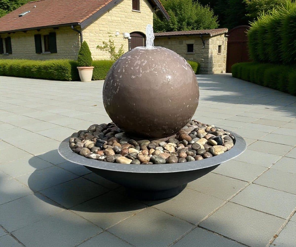 Extra Large Riviera water bowl with ball fountain