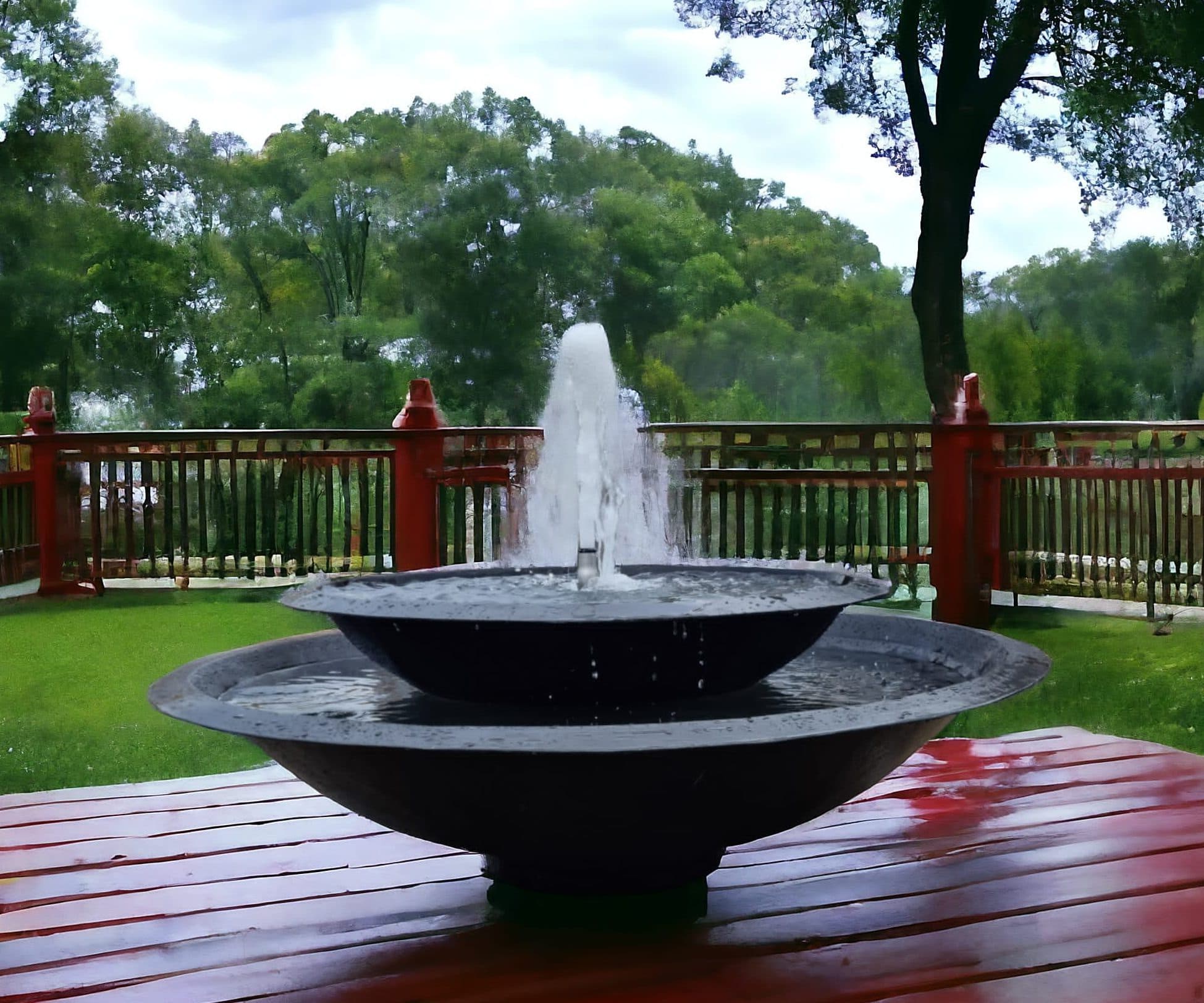 large Deux Riviera water fountain