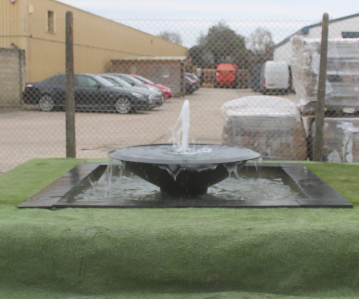 Square Richmond water fountain with Riviera bowl