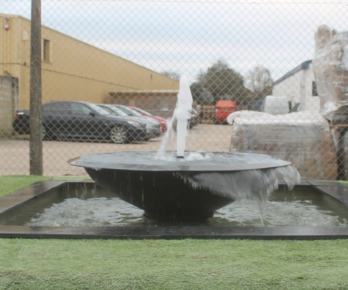 Square Richmond water fountain with Riviera bowl