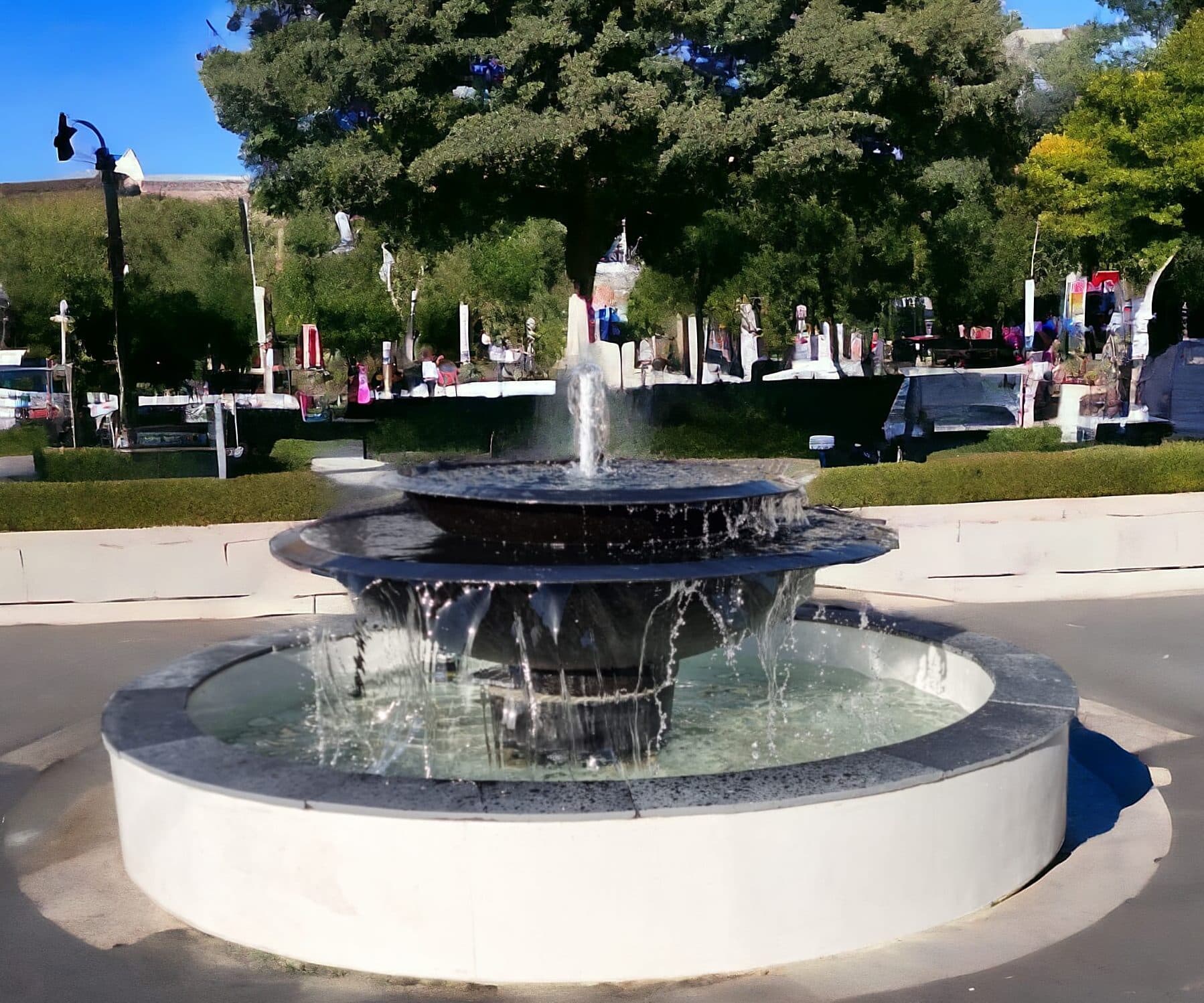 Hayward pool with Deux Riviera or Sphere Riviera water fountain