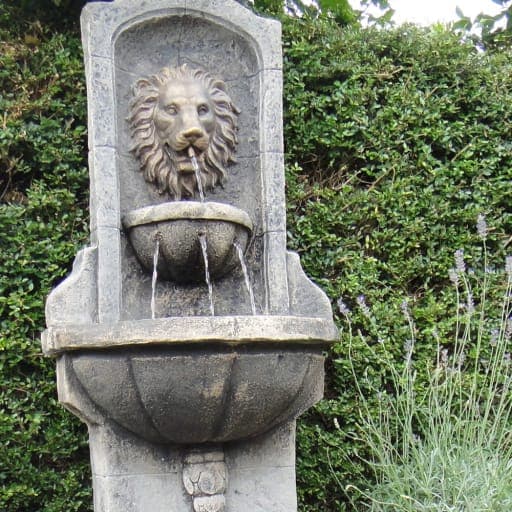 Highly Detailed Lions Wall Fountain