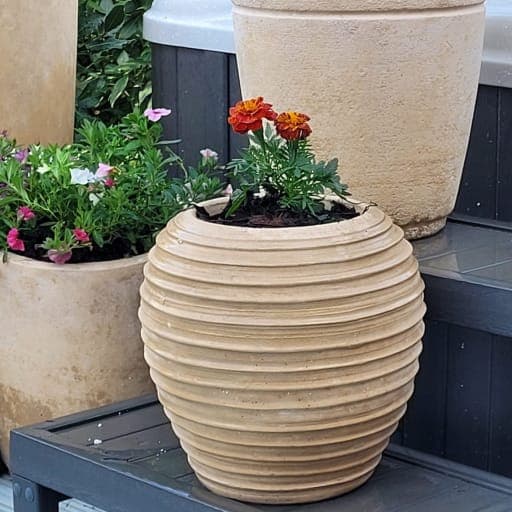 Ciro planting tub