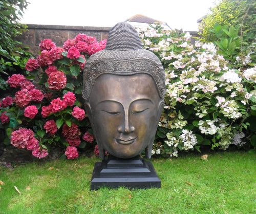 large buddha head