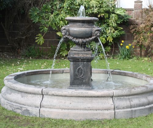 lion urn fountain romford pool surround