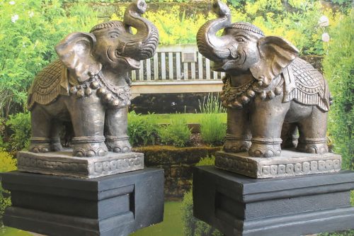 elephants plinth